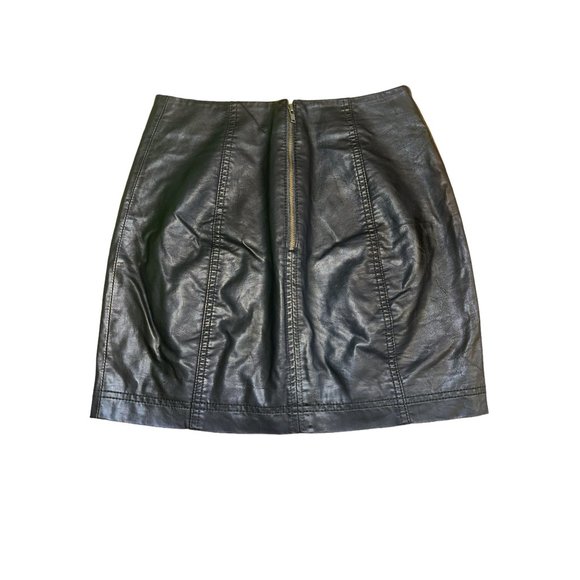 Free People Skirt Womens 0 Black Vegan Leather Mini Modern Femme zip Ladies* - Picture 4 of 7